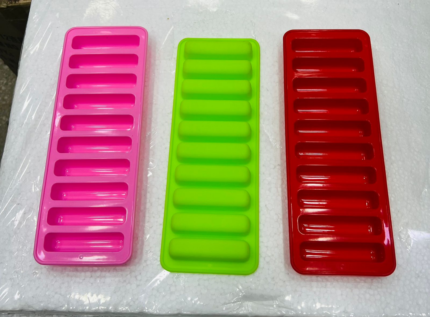 1-Pc Silicone Ice Cube Molder Tray-Random color