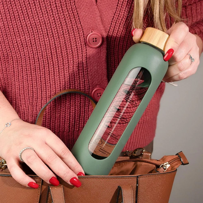 Time-marked Glass Water Bottles Drink Bottle Bamboo Lid 550ml Random Colours