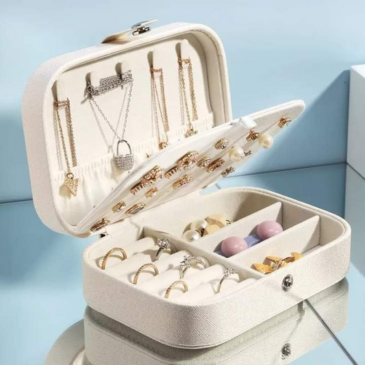 Jewelry Storage Box Travel Friendly Portable Jewelry Case Organizer for Rings Necklace Earrings