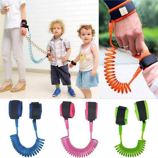 Baby child antilost strap for kids/Anti lock Wrist Link Safety Harness Strap Rope Leash Walking Hand belt band for toddlers wristband for kids loss best for umrah and hajj, travelling purpose,safe secure
