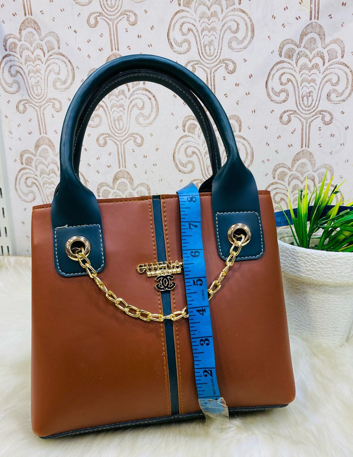 crossbody bags for womens A+ high quality good capacity double zipper pockets size medium long strap stylish and fashionable