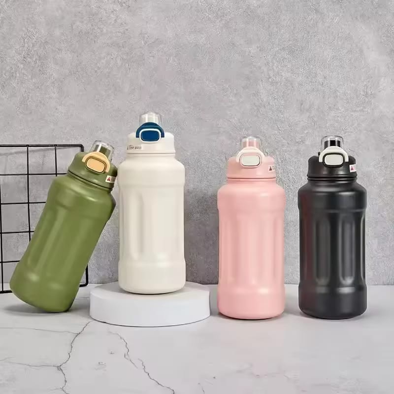 Stainless Steel Large Capacity Straw Outdoor Portable Water Bottle 850ml  Random Colours