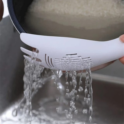 Multifunctional Filter Spoon Kitchen Durable Rice Sieve Washing Spoon  Random Colours